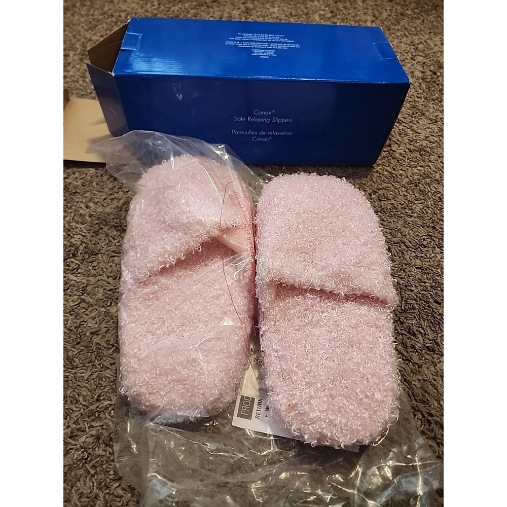 NEW Pretty In Pink! Conair Massaging Slippers (size 6-8)